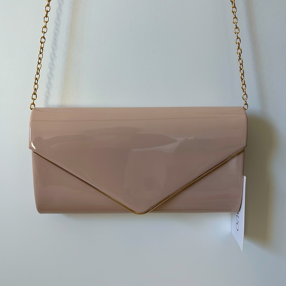 Light taupe purse with gold chain strap